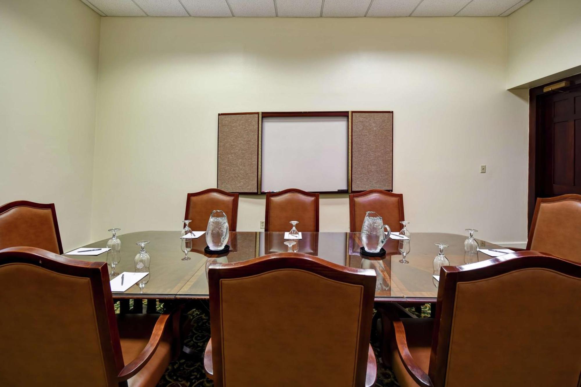 Embassy Suites Charleston - Historic District מראה חיצוני תמונה