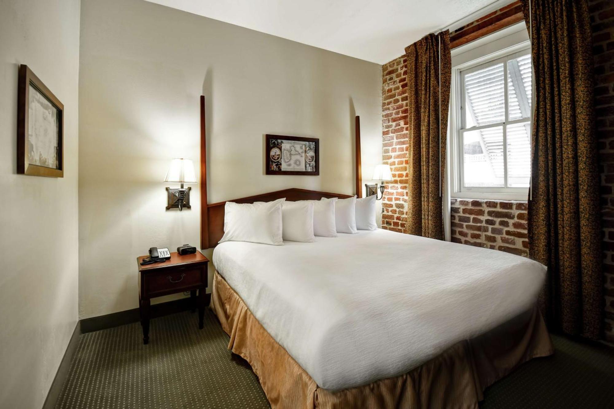 Embassy Suites Charleston - Historic District מראה חיצוני תמונה