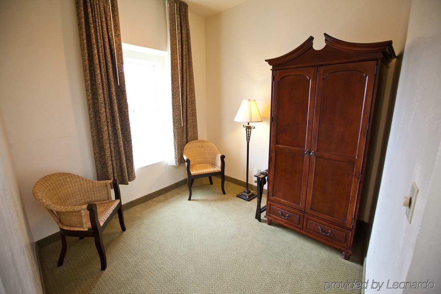 Embassy Suites Charleston - Historic District חדר תמונה